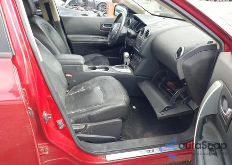 2013 Nissan Rogue Sv z USA, uszkodzony, nr VIN JN8AS5MT5DW017951